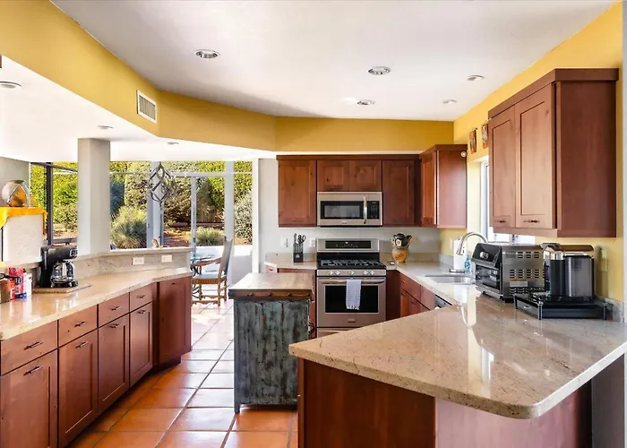Luxury In Desert With 360 Views & Sunsets With Family Сasa de vacaciones Sedona