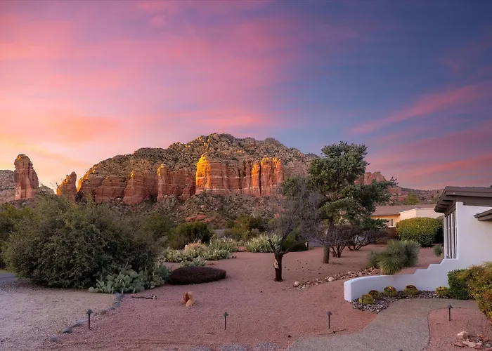 Luxury In Desert With 360 Views & Sunsets With Family Sedona